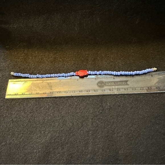 Purple & red beaded turtle bracelet with screw clasp - Picture 7 of 10